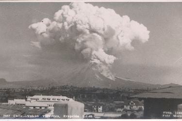 De la destrucción de Coñaripe a los 28 muertos de 1971: estas son las peores erupciones del volcán Villarrica