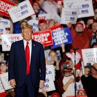 Trump gana las asambleas republicanas en Misuri y domina los resultados en Michigan