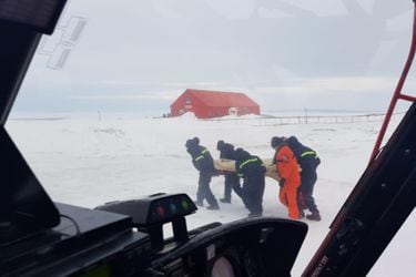 Rescate en la Antártica