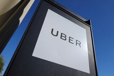 Uber asegura que no eliminará empleos pese a despidos en el sector