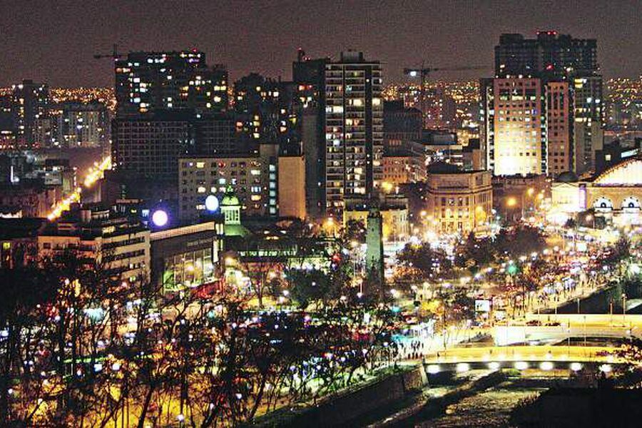 Vistas Nocturnas de Santiago