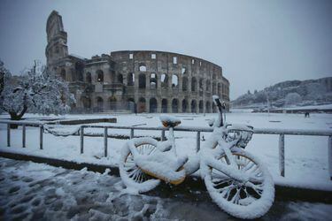 En Roma no se registraba una nevazón de esta magnitud desde 2012. Foto: AP.
