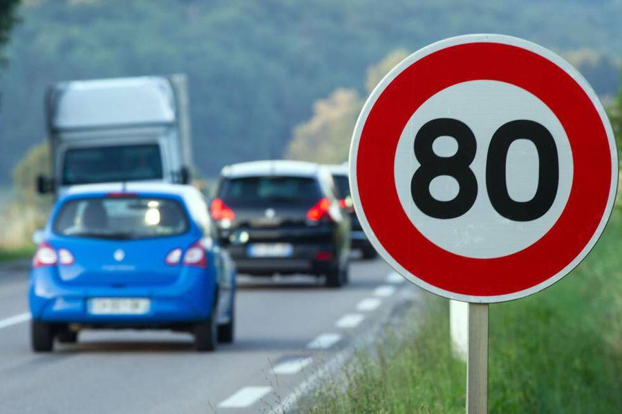 Los autos en Europa no podrán pasar el límite de velocidad La Tercera