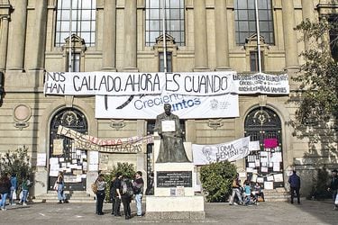 La sede central de la UC ha sido escenario de manifestaciones en los últimos meses. Foto: Archivo