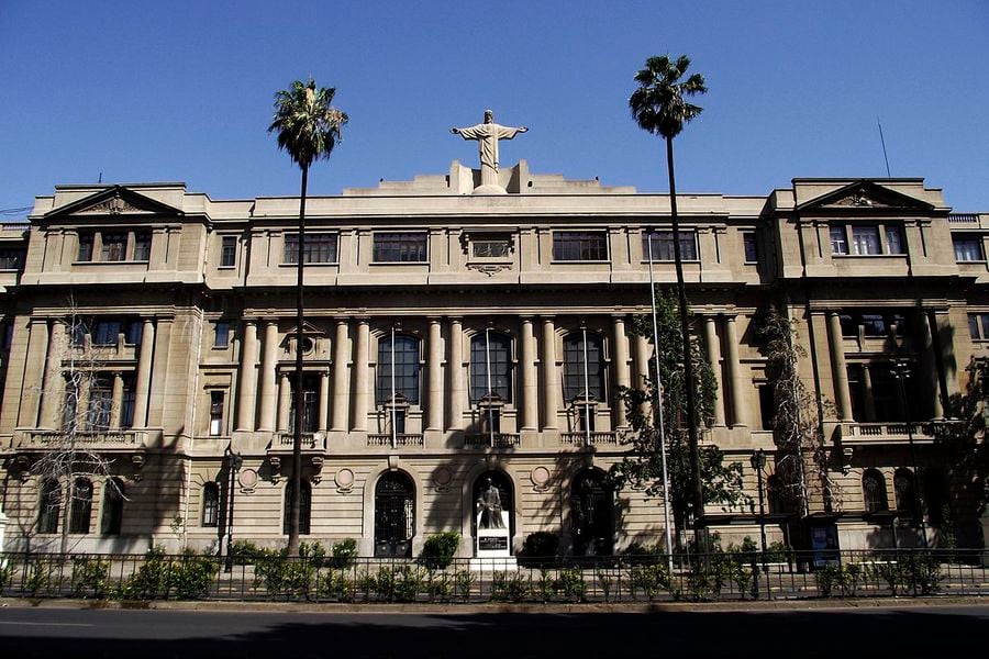 Casa_Central_Pontificia_Universidad_Catolica_de_Chile