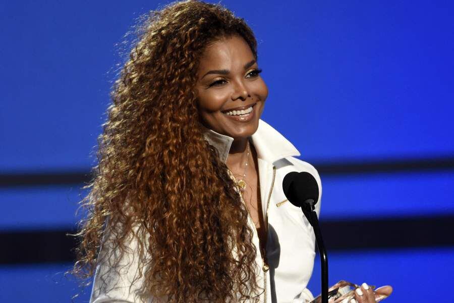 Janet-Jackson22240407-900x600