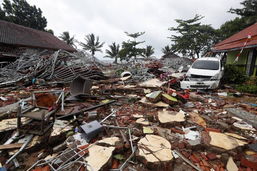 tsunami-indonesia-2