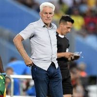 DT de Camerún no se complica tras perder con Colombia: "Con Chile la motivación será otra"