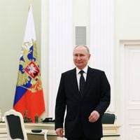 El Kremlin asegura que Putin sigue en Moscú y desmiente un supuesto viaje a San Petersburgo 