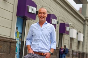El primer año de Sebastián Precht como CEO de WOM: “Mi misión es consolidar y rentabilizar la compañía y mantener un estilo disruptivo”