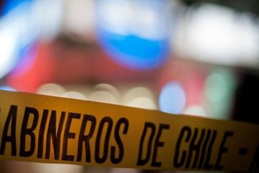 Carabineros allana seis viviendas en Puerto Montt y decomisa munición de guerra: 10 personas fueron detenidas
