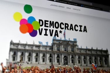 Líos de Platas: RD desclasifica detalles inéditos de cómo la directiva se enteró del escándalo de Democracia Viva