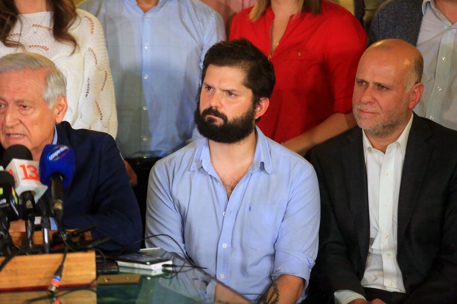 Firma por la Paz y la Nueva Constitución