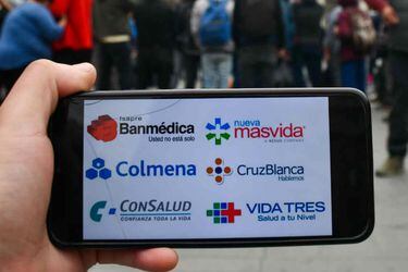 Fallo isapres: senador Castro dice que Superintendencia de Salud presentaría nueva prórroga este martes