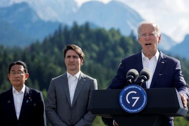 Presidente Biden exhorta a unidad occidental frente a guerra en Ucrania