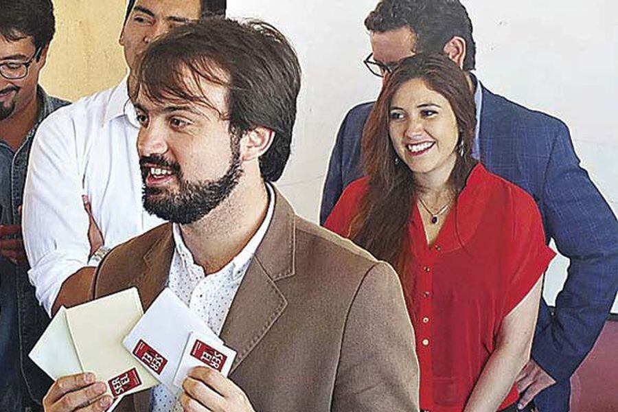 imagen-alcalde-jorge-sharp-cedida-4
