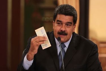 Maduro-sube-35-veces-e(23272909)