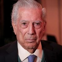 “Solo un idiota puede ser totalmente feliz”: viaje a las mejores frases de Mario Vargas Llosa
