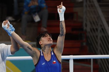 Denisse Bravo celebra su primera victoria en los Juegos Panamericanos.