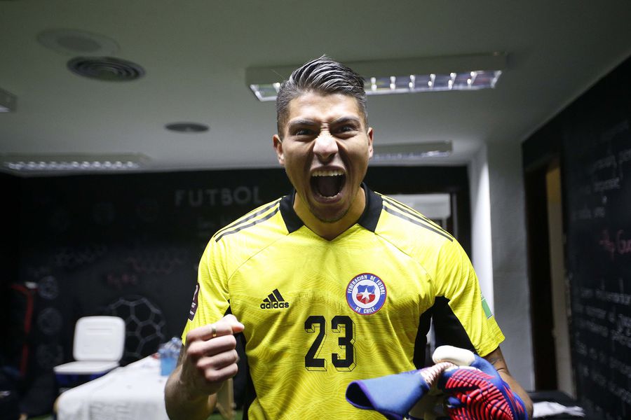 Brayan Cortés celebra la victoria ante Bolivia