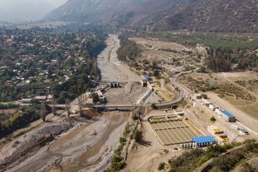 Aguas Andinas cancela alerta preventiva por turbiedad en Río Maipo y afirma que opera en “estado de normalidad”
