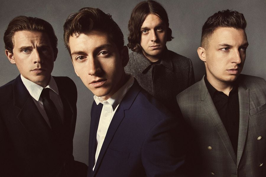 Arctic Monkeys y su nuevo álbum "En un comienzo se pensó como un disco