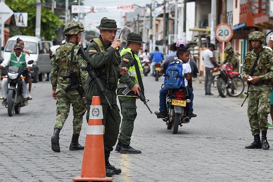 Policía-Colombiana