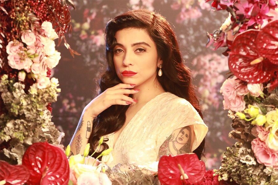Mon Laferte lanza videoclip de "Funeral" La Tercera
