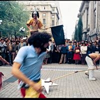Jorge Brantmayer y las imágenes inéditas del teatro chileno de los 80