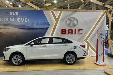 BAIC avanza hacia el camino eléctrico en Chile con la presentación del EU 5