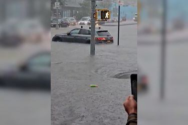 Intensas lluvias en Nueva York provocan graves inundaciones en distintas partes de la ciudad