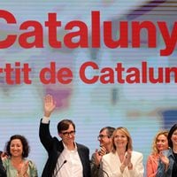 Socialistas obtienen una victoria en Cataluña y los independentistas pierden mayoría