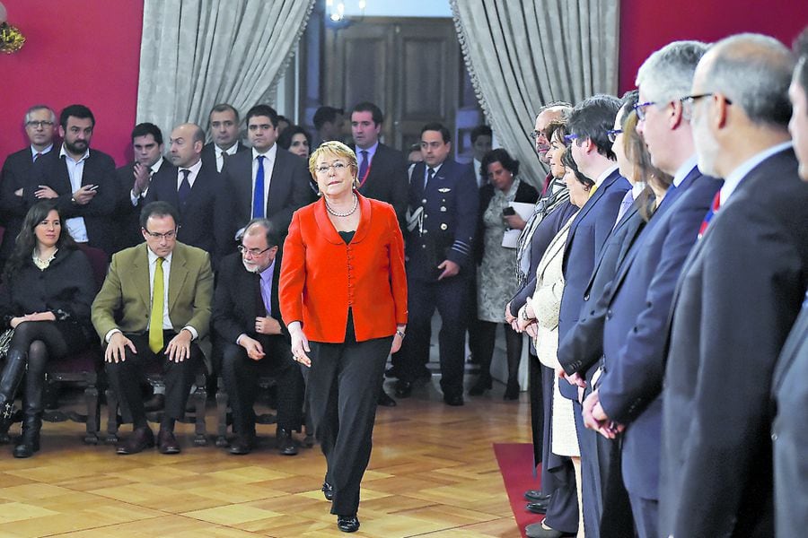 Bachelet cambio de gabinete 2