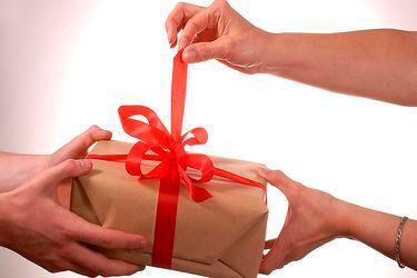 Amigo secreto: 10 ideas de regalo por menos de $10 mil