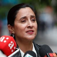 El cerco de la Fiscalía sobre Peñaloza: investigan cuentas bancarias de funcionarios cercanos a la alcaldesa de Las Condes