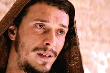 Fallece actor de La Pasión de Cristo a los 48 años
