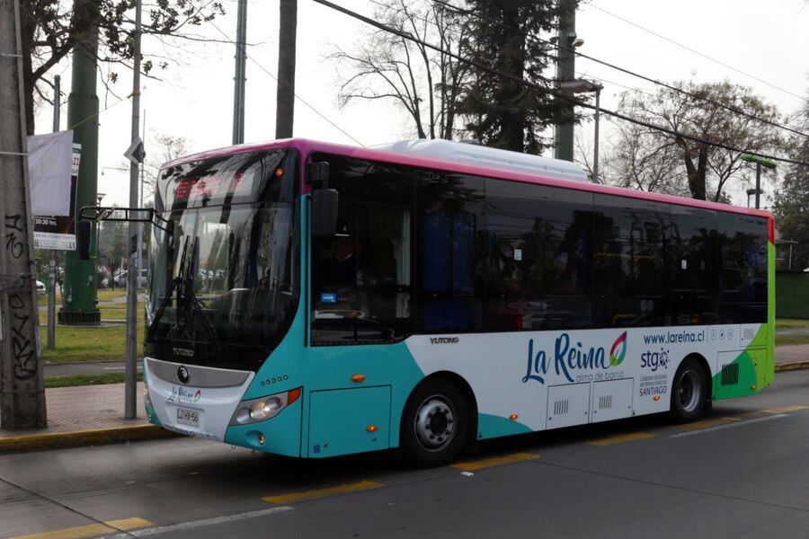 ENTREGA BUSES YUTONG LA REINA2116