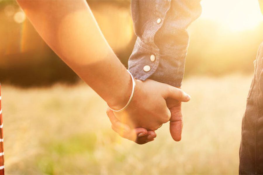 Solo el 4,9% de los menores de 30 años en el país están casados - La Tercera Solo el 4,9% de los menores de 30 años en el país están casados - La Tercera