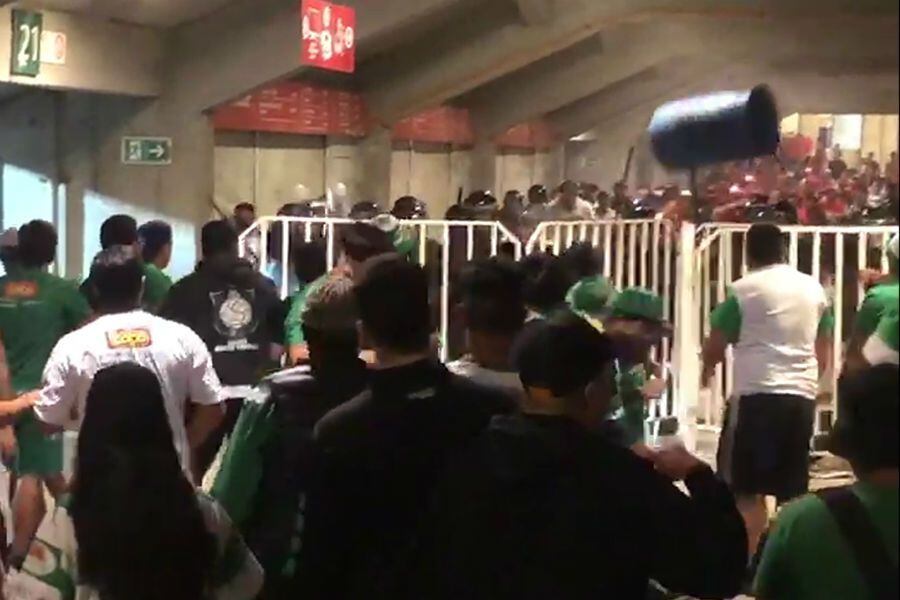 Pelea entre hinchas de Temuco y La Serena