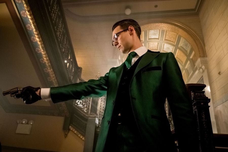 El Acertijo se pone su traje en nuevo episodio de Gotham - La Tercera