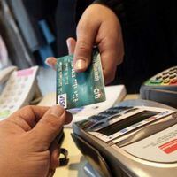 Gobierno ingresa indicación sustitutiva en proyecto que regula medios de pago con tarjeta para poner límite a tasas de intercambio