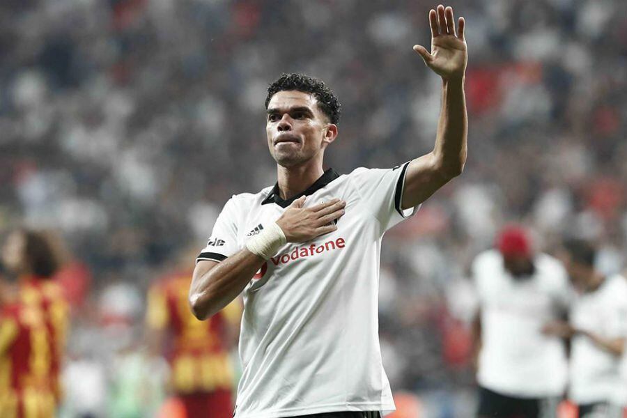 Pepe rescinde su contrato con el Besiktas - La Tercera