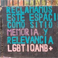 Municipalidad de Santiago descartó vínculo con mural del Parque San Borja criticado por contenido sexual explícito: alcaldesa afirmó que habló con organizaciones “para poder retirar esas imágenes a la brevedad”