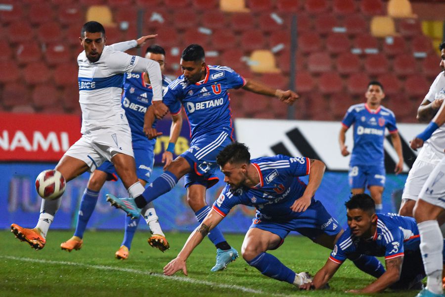 U de chile vs catolica