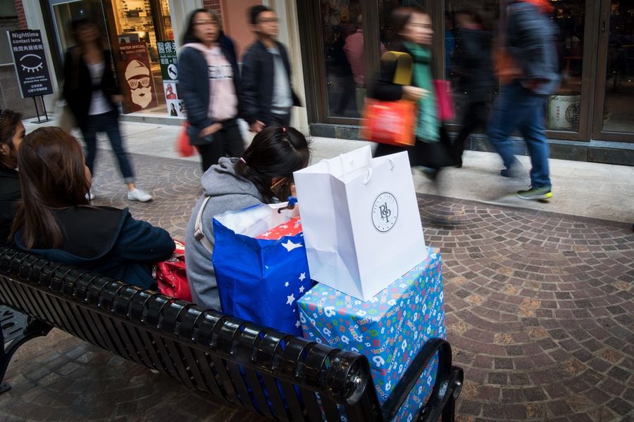 Retail Economy Ahead of Christmas Holiday Season