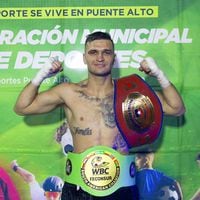 Joseph Cherkashyn gana su primer título sudamericano de boxeo en Puente Alto