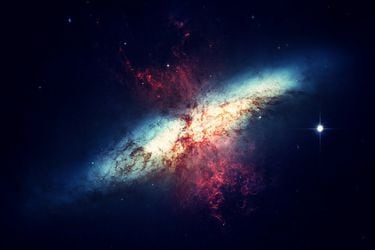 Astrónomos capturan una impresionante imagen de la erupción de un agujero negro 