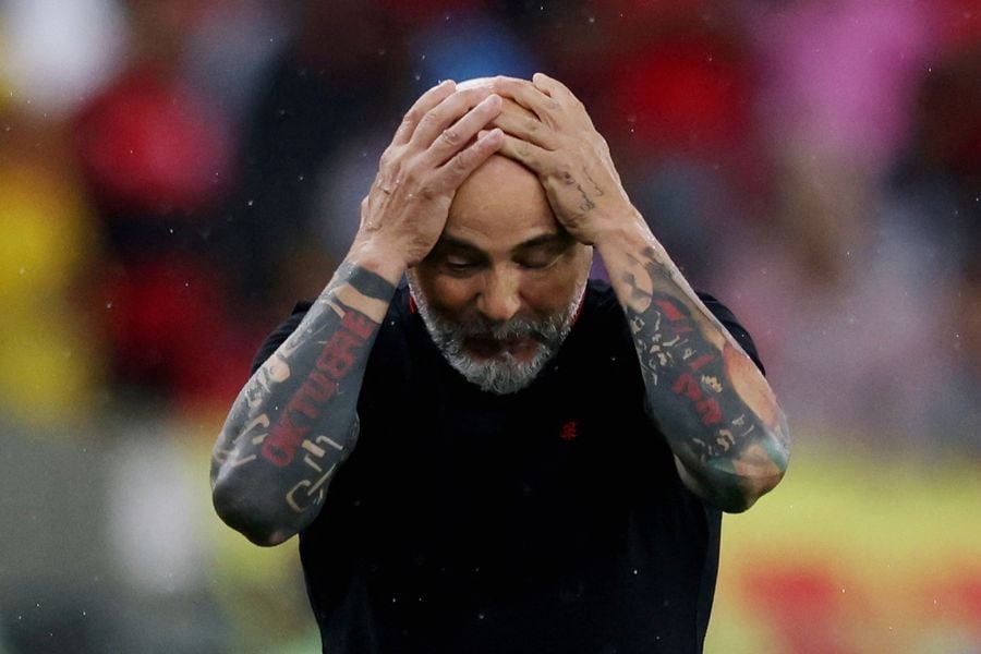 Sampaoli culpa a los jugadores tras la goleada que sufrió Flamengo - La  Tercera