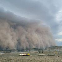 Sorpresiva tormenta de arena y polvo en Atacama: localidad de Diego de Almagro quedó completamente cubierta por el fenómeno