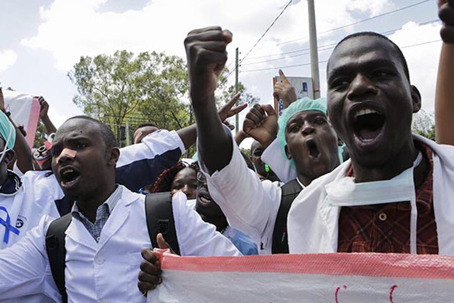 Huelga médicos en Kenia